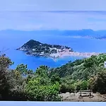 Mansarda Paradiso Golfo Di Portofino Apartmán *